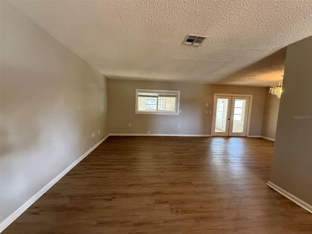 2024 BEL OMBRE CIRCLE, Lake Wales, FL 33898