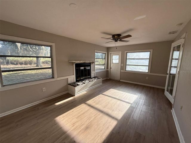 2024 BEL OMBRE CIRCLE, Lake Wales, FL 33898