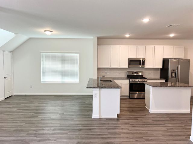 219 Tokalaun DR, Hutto, TX 78634