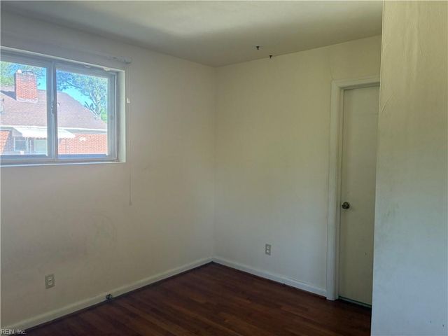 608 Edinburg AVE, Chesapeake, VA 23324