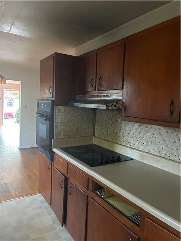 608 Edinburg AVE, Chesapeake, VA 23324