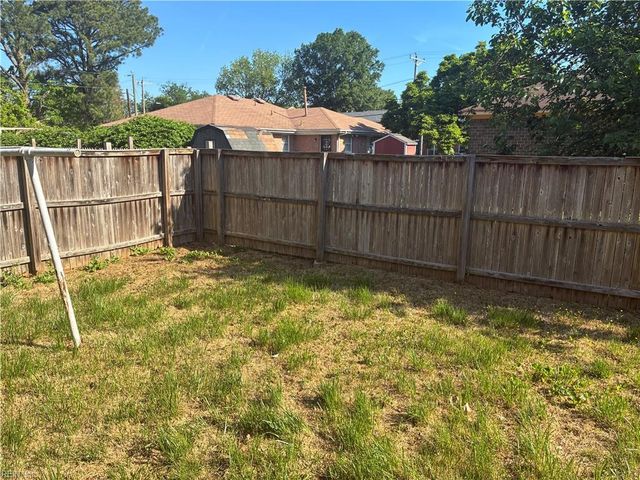 608 Edinburg AVE, Chesapeake, VA 23324