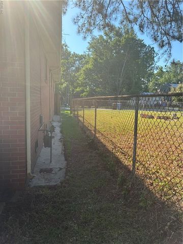 608 Edinburg AVE, Chesapeake, VA 23324