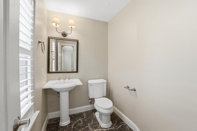 5523 Crooms Street, Houston, TX 77007