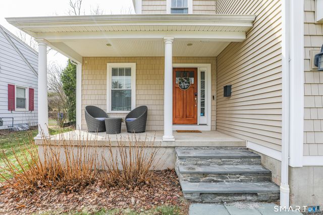 35 Walnut Street, Newington, CT 06111