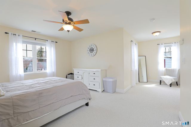 35 Walnut Street, Newington, CT 06111