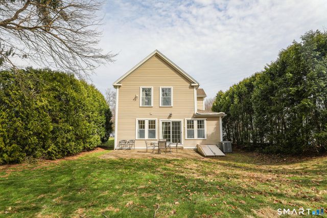 35 Walnut Street, Newington, CT 06111