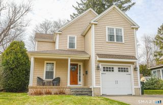 35 Walnut Street, Newington, CT 06111