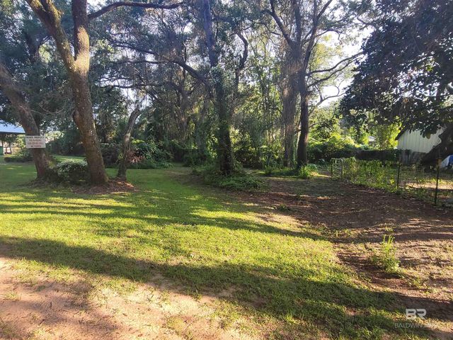 15686 County Road 9, Summerdale, AL 36580