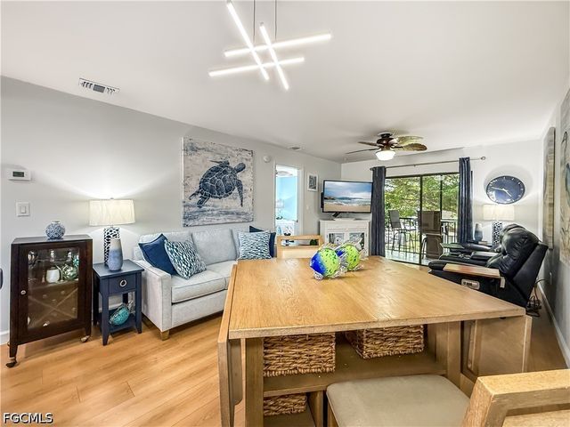 4790 Cleveland AVE 2007, Fort Myers, FL 33907