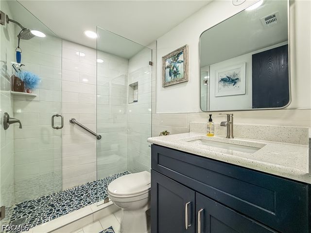 4790 Cleveland AVE 2007, Fort Myers, FL 33907