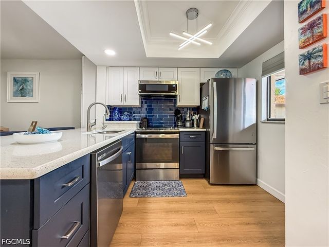 4790 Cleveland AVE 2007, Fort Myers, FL 33907