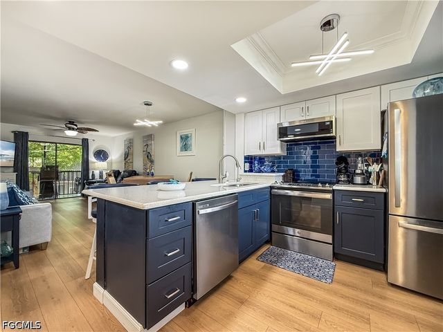 4790 Cleveland AVE 2007, Fort Myers, FL 33907