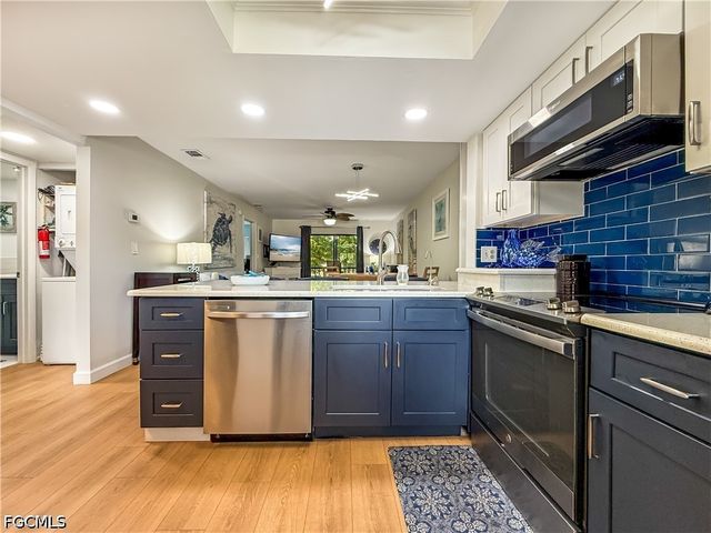 4790 Cleveland AVE 2007, Fort Myers, FL 33907