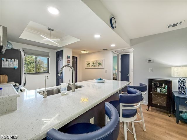 4790 Cleveland AVE 2007, Fort Myers, FL 33907