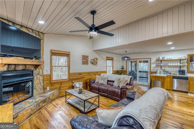 357 Mystic Lane, Blue Ridge, GA 30513