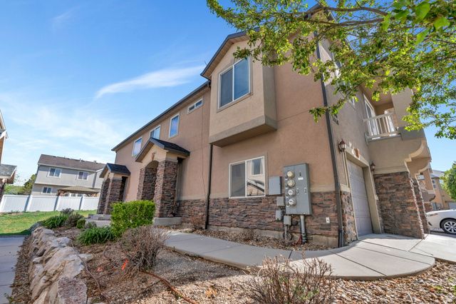 3066 W DESERT LILY DR, Lehi, UT 84043