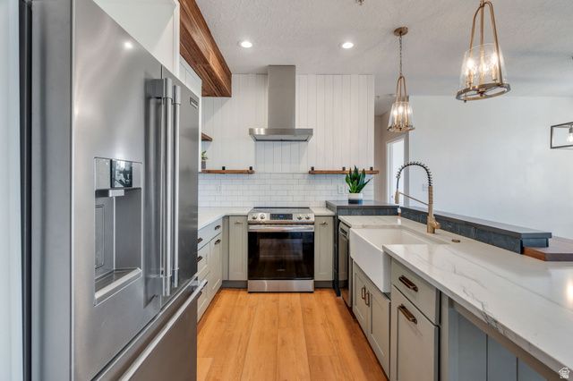 3066 W DESERT LILY DR, Lehi, UT 84043
