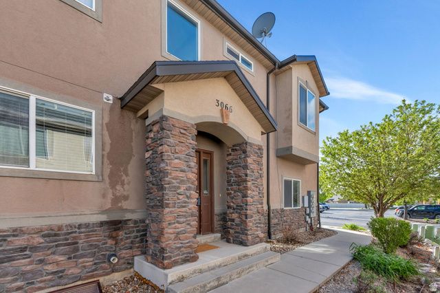 3066 W DESERT LILY DR, Lehi, UT 84043