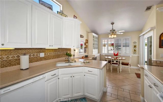 817 Perla Court, San Jacinto, CA 92583