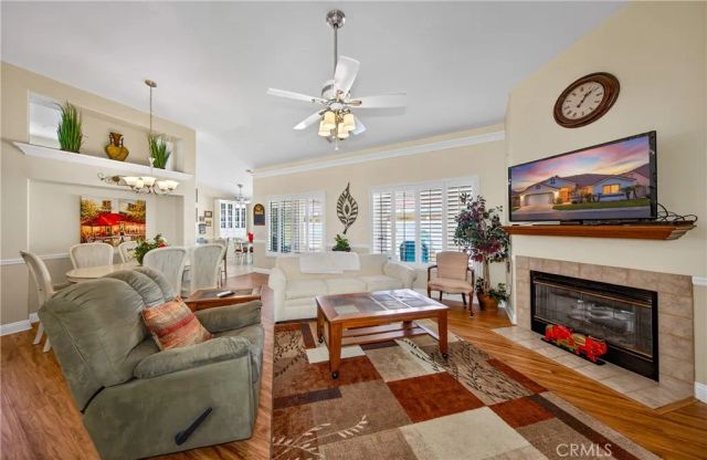 817 Perla Court, San Jacinto, CA 92583