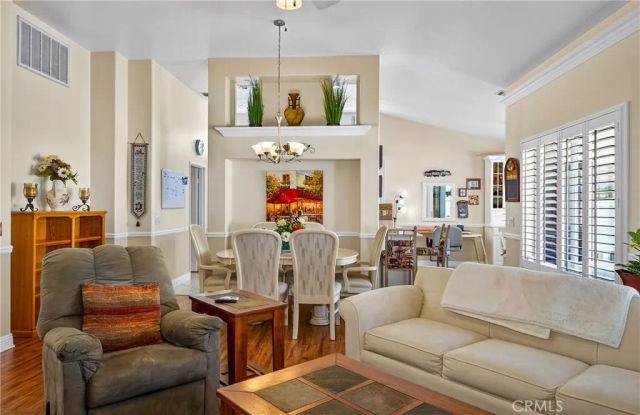 817 Perla Court, San Jacinto, CA 92583