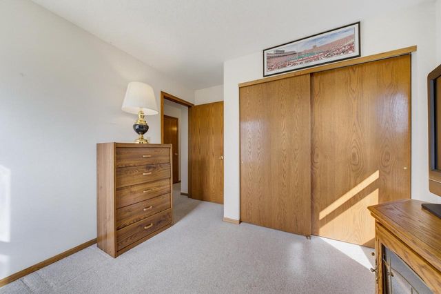 9260 S 44th STREET, Franklin, WI 53132