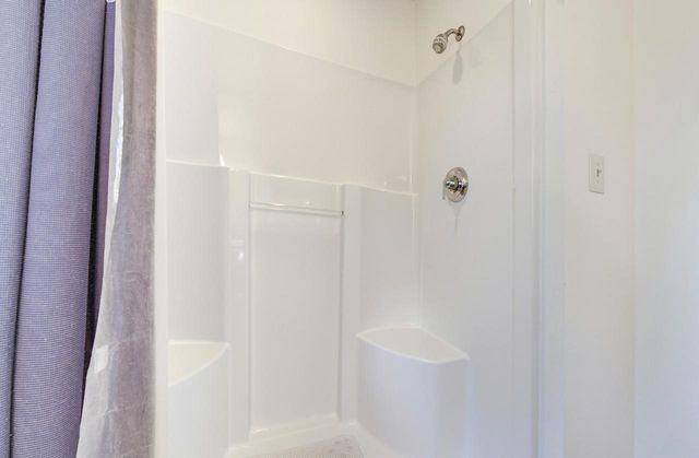 9260 S 44th STREET, Franklin, WI 53132