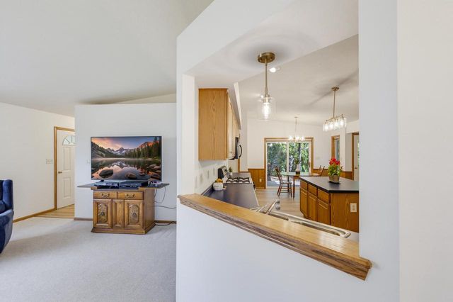 9260 S 44th STREET, Franklin, WI 53132