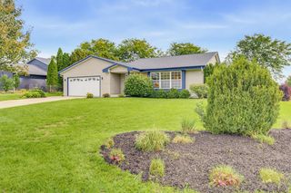9260 S 44th STREET, Franklin, WI 53132