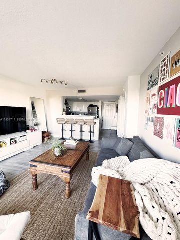 3000 Coral Way 703, Miami, FL 33145