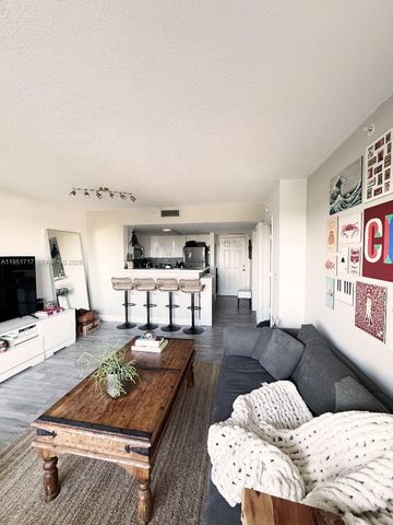 3000 Coral Way 703, Miami, FL 33145