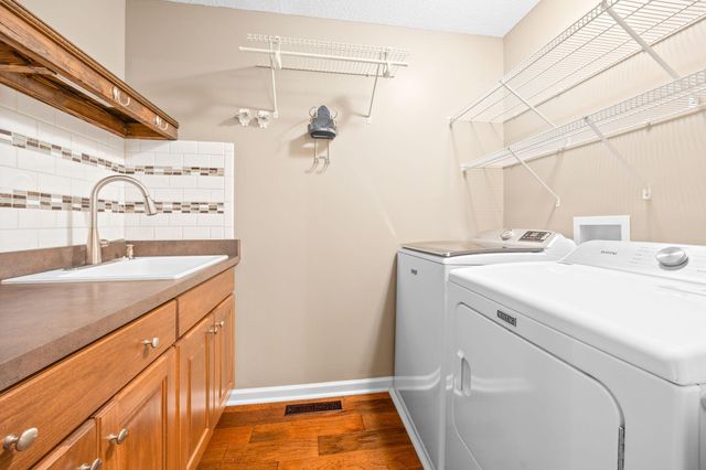 7745 Madelyn Creek Drive, Victoria, MN 55386