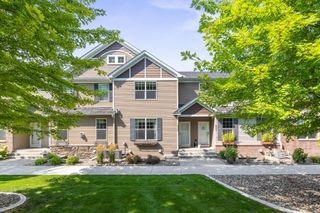 7745 Madelyn Creek Drive, Victoria, MN 55386