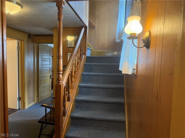 460 Whipple Avenue, Campbell, OH 44405