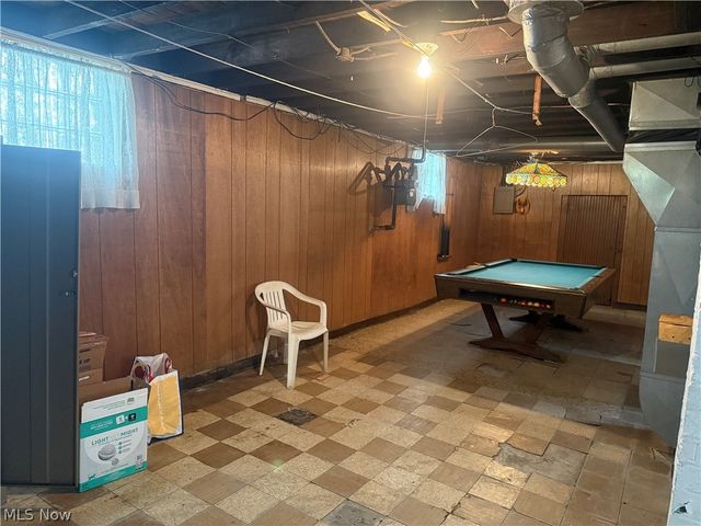 460 Whipple Avenue, Campbell, OH 44405