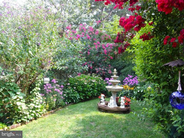 52 SMOKEY RUN DR, Berlin, NJ 08009