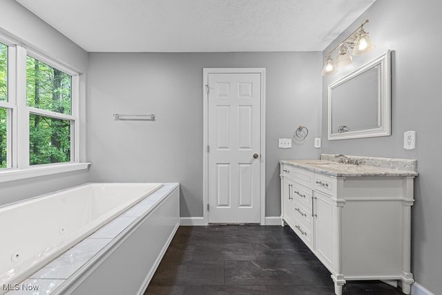 13109 Edison Street NE, Alliance, OH 44601