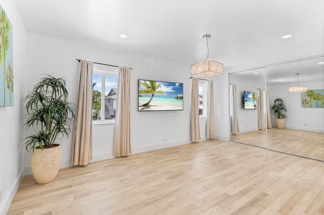 718 Rider Road, Boynton Beach, FL 33435