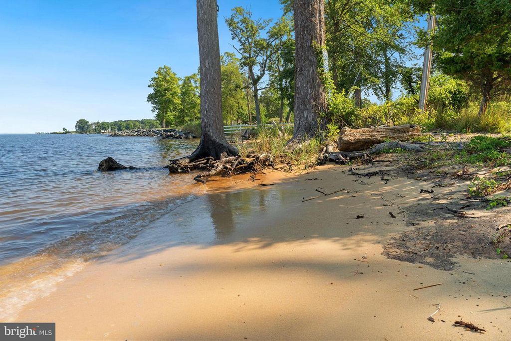 116 KENT POINT RD, Stevensville, MD 21666