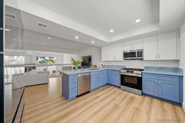 7410 Caminito Carlotta, Del Cerro, CA 92120