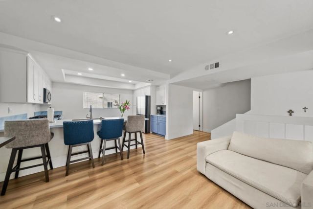 7410 Caminito Carlotta, Del Cerro, CA 92120