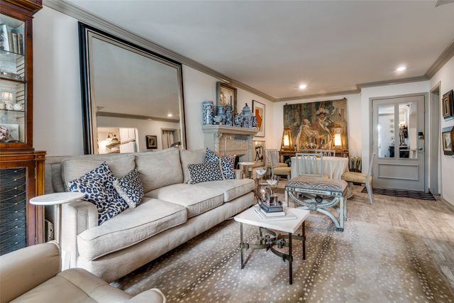 4851 Cedar Springs Road 182, Dallas, TX 75219