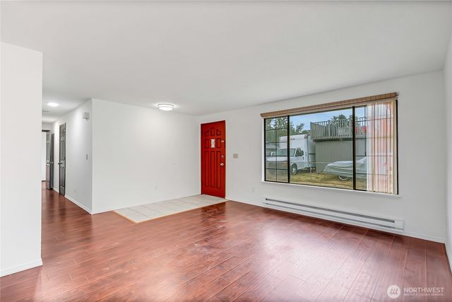 1318 S 82nd Street, Tacoma, WA 98408