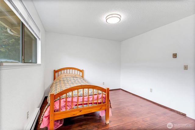 1318 S 82nd Street, Tacoma, WA 98408
