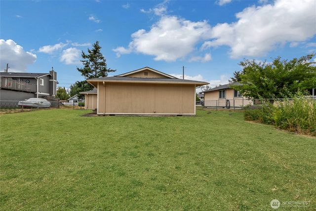 1318 S 82nd Street, Tacoma, WA 98408