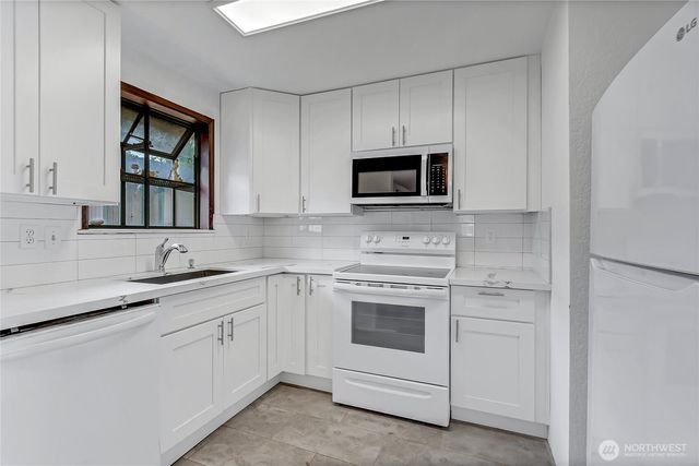 1318 S 82nd Street, Tacoma, WA 98408