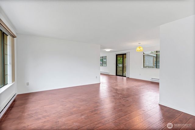 1318 S 82nd Street, Tacoma, WA 98408