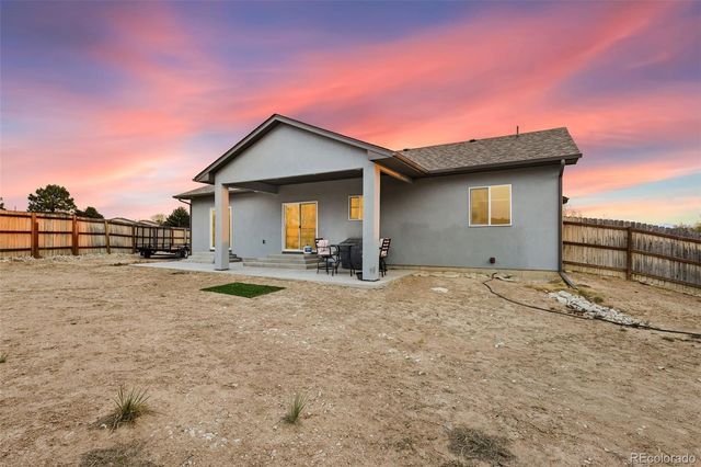 171 W Legend Drive, Pueblo West, CO 81007