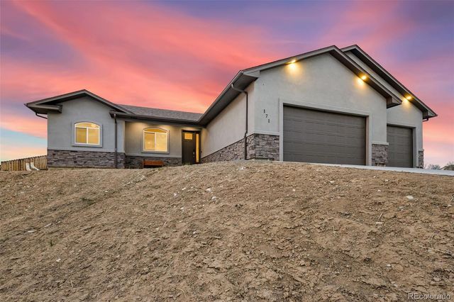 171 W Legend Drive, Pueblo West, CO 81007